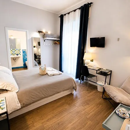 B&B Cortile Umberto I-2